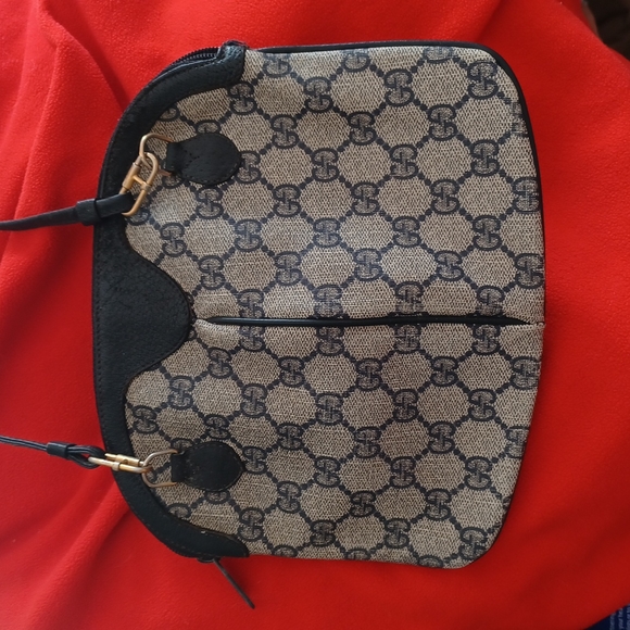 Ladies blue and gray Gucci Shoulder Bag, Sz Small ***offers welcome *** - Picture 2 of 14